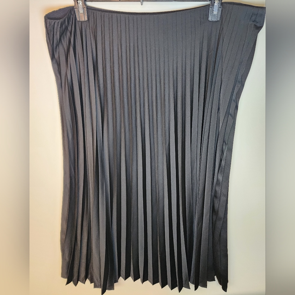 J. Crew Pleated Maxi Plus 2X